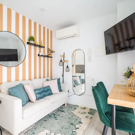 Despirta En El Jardin De Musas Gb1b * لاس بالماس دي غران كاناريا